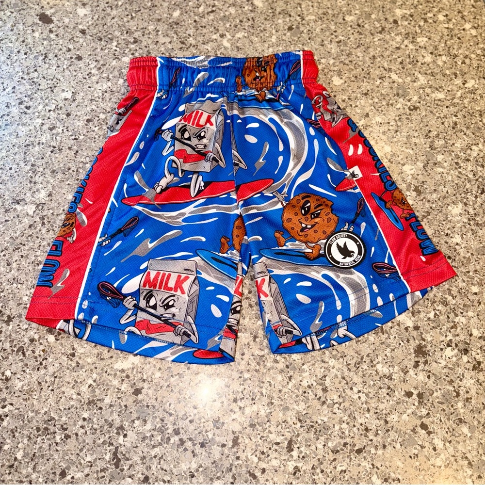 Flow Society l Milk & Cookies Flow l Youth Shorts l Size: YXS - Picture 3 of 9